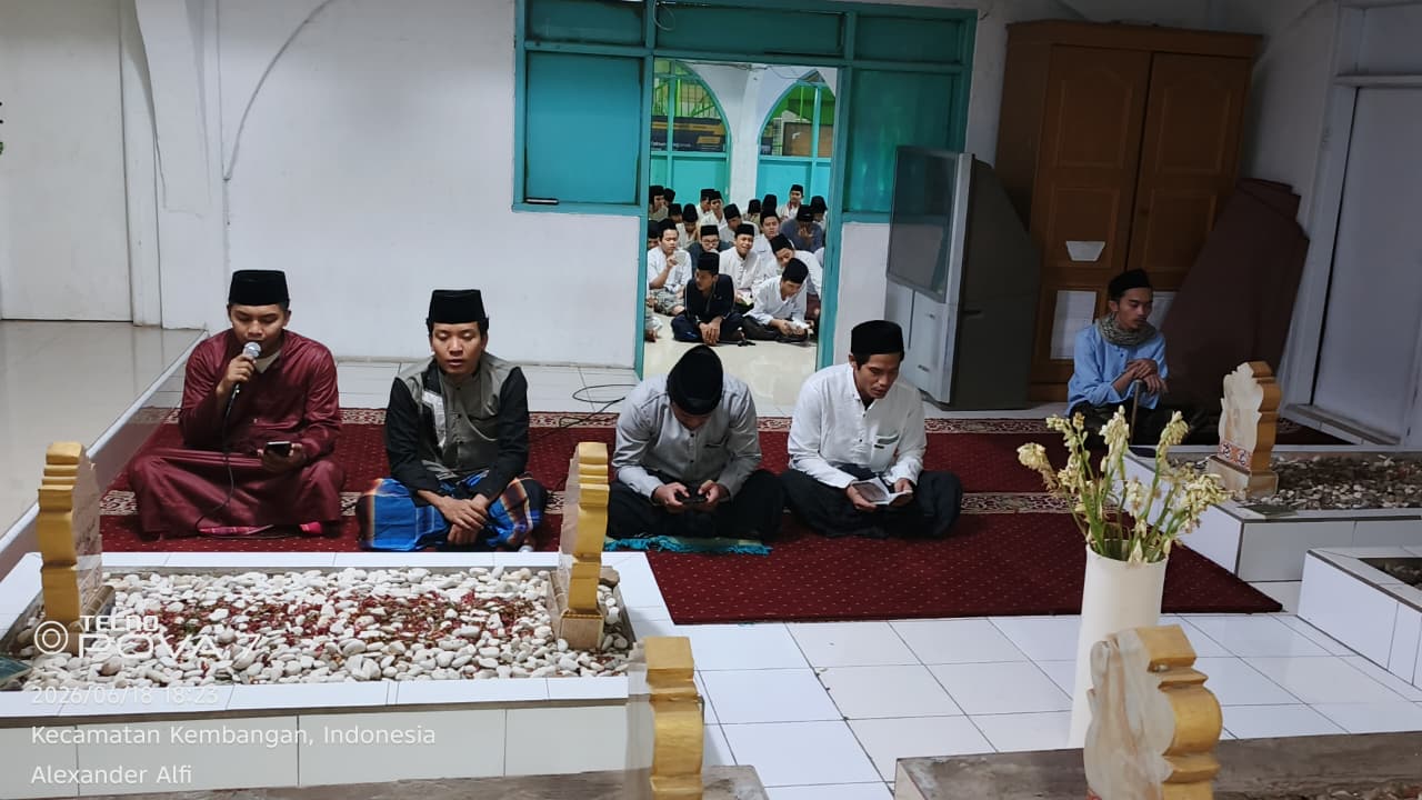 Read more about the article Pembacaan Hadiyyu Silsilah Haramain Ba’da Magrib Menjadi Rutinitas Malam Jum’at Santri