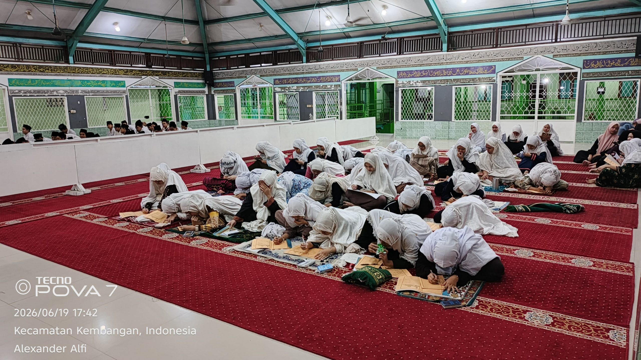 Read more about the article Pesantren Terbaik di Jakarta: Mengapa Pondok Pesantren Al Washilah Menjadi Pilihan Tepat untuk Masa Depan Anak?