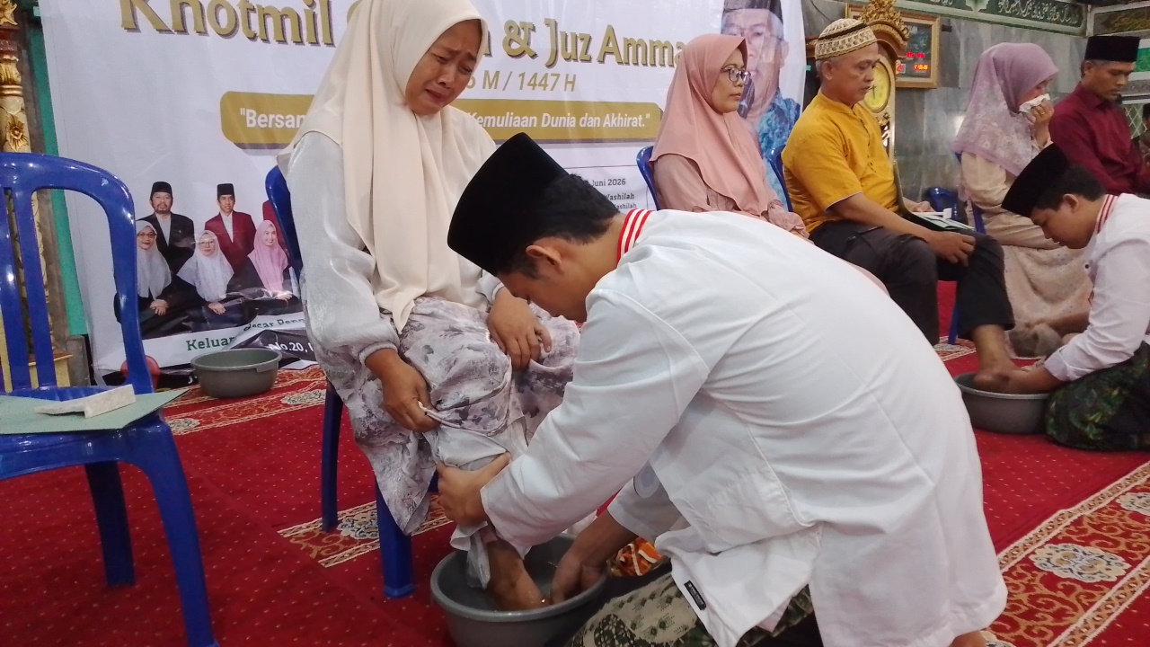 Read more about the article SUNGKEMAN PESERTA KHOTMIL QUR’AN & JUZ ‘AMMA SANTRI PUTRA