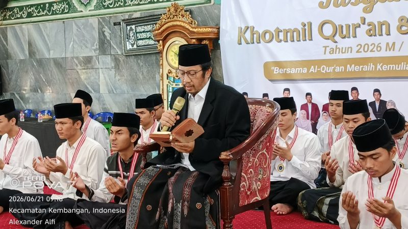 Khotmil Qur’an dan Juz ‘Amma Santri Putra Al Washilah Berlangsung Khidmat