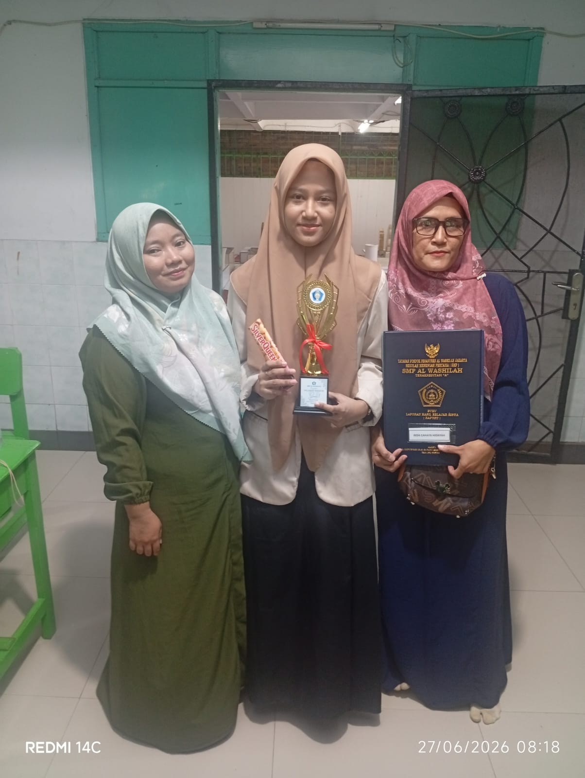 Read more about the article Mengapa Pesantren Salaf Modern Menjadi Tren Pendidikan Islam? Jawabannya Ada pada Keseimbangan Ilmu dan Akhlak