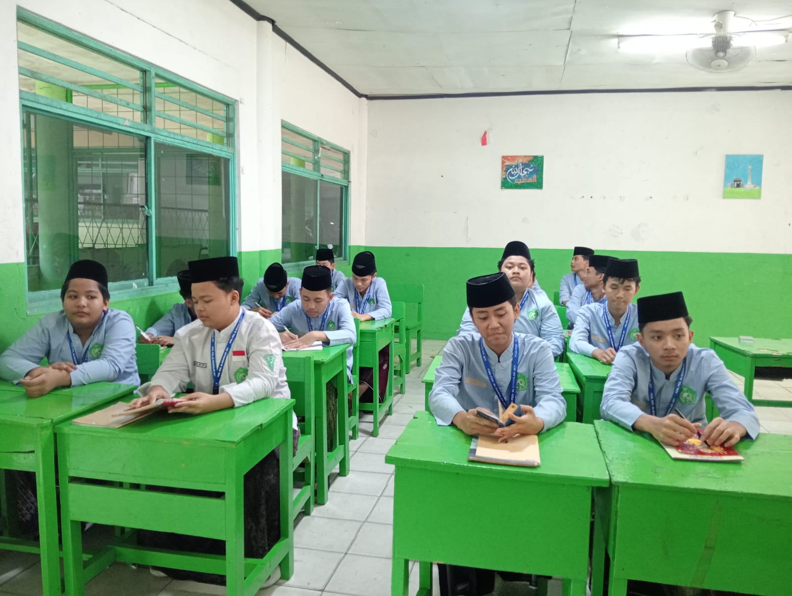 Read more about the article Madrasah Diniyah Al Washilah Perkuat Pemahaman Kitab Kuning dan Dasar Ilmu Keislaman